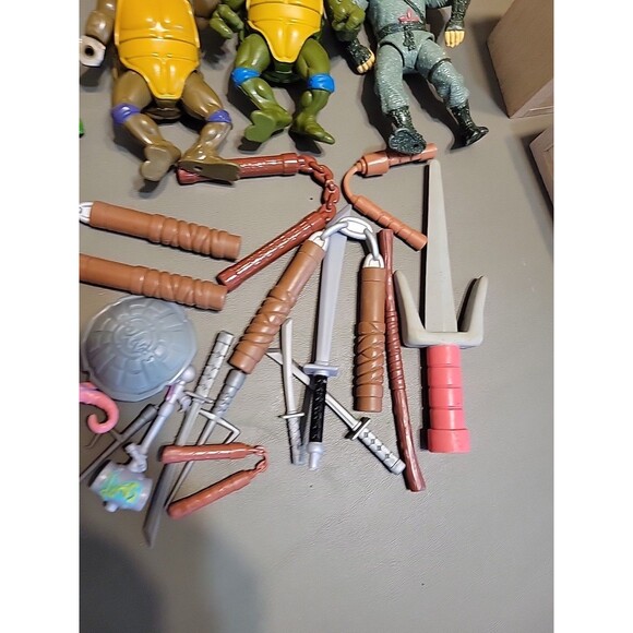 Vtg 1980's 90's Teenage Mutant Ninja Turtles TMNT Figures Accessories Parts lot - Picture 11 of 13